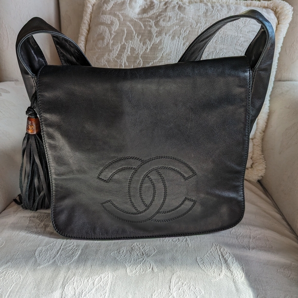 Rare Black Lambskin Large CC Tassel Hobo Bag Gold Hardware, 1996-1997 - Picture 12 of 13